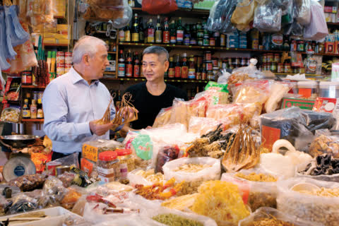 "When you go to the markets you see people from all walks of life." 聶雅倫, Link REIT Chairman "When you go to the markets you see people from all walks of life." 聶雅倫, Link REIT Chairman