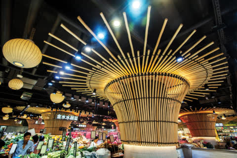 New interior design in Food Town, one of the renovated fresh markets of Link REIT. New interior design in Food Town, one of the renovated fresh markets of Link REIT.