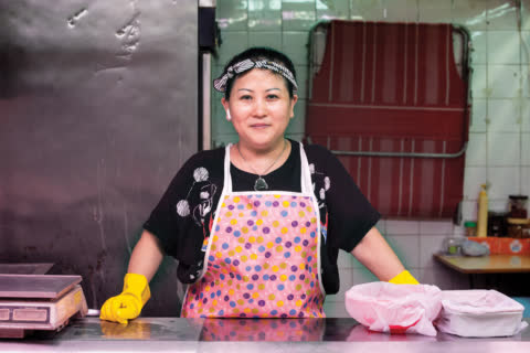 A stallholder in Link REIT Shun Lee Market. A stallholder in Link REIT Shun Lee Market.
