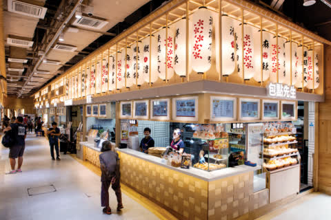Link REIT has implemented new idea to introduce cooked food stalls in the renovated T Market in TKO. Link REIT has implemented new idea to introduce cooked food stalls in the renovated T Market in TKO.